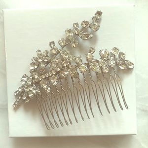 Jennifer Behr “Elissa Comb”